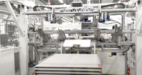 Caso eccellente | Il robot composito intelligente Fuwei aiuta il caricamento e lo scarico in alluminio CNC