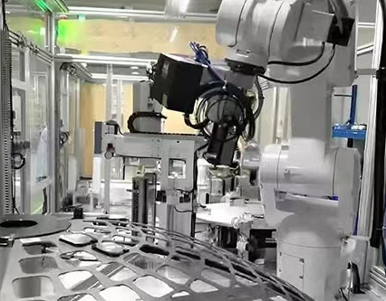 Protezione della sicurezza a quattro volte: rivelare la tecnologia di sicurezza dei robot compositi