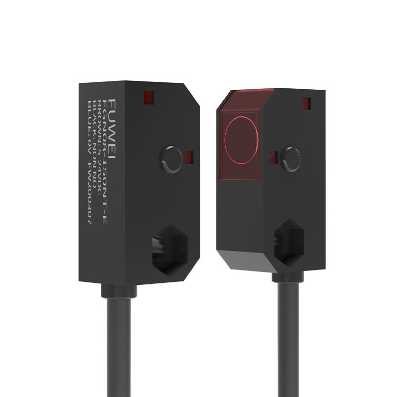 Serie FGN08 Sensori fotoelettrici a infrarossi quadrati: la mano versatile per l'ispezione industriale